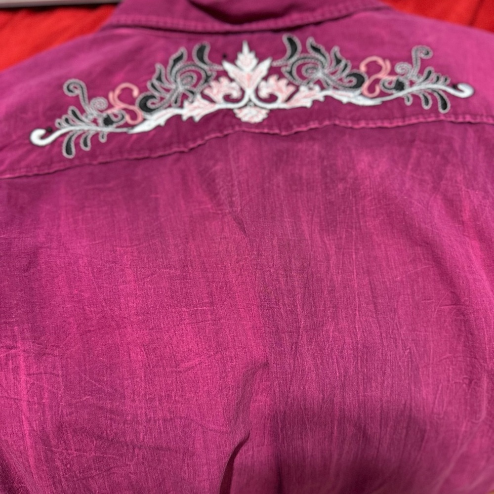 Cowgirl Legend Burgundy Size Small - Picture 10 of 14